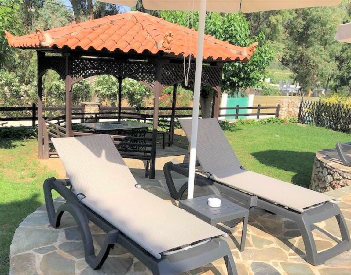 Villa Spartias Skiathos Town Exterior foto
